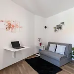 Apartment Palada *