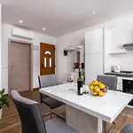 Palada Apartment Zminj
