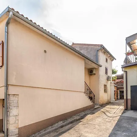 Apartment Palada