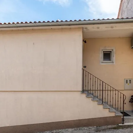 Palada Apartment Zminj